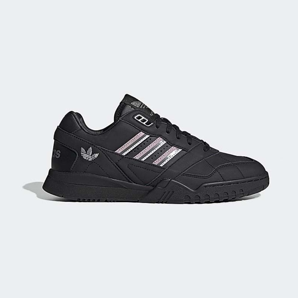 Adidas,trainer